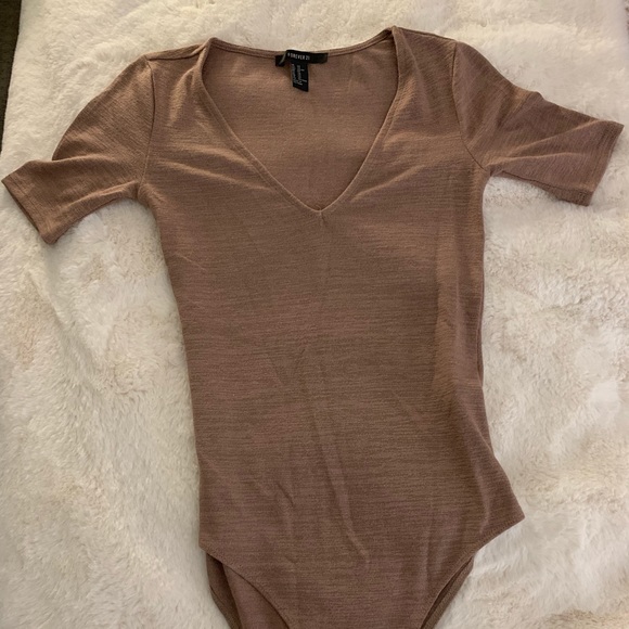Forever 21 v-neck bodysuit - Picture 2 of 5
